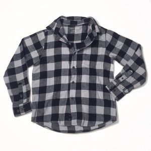 Xs Gray and black plaid shirt flannel
